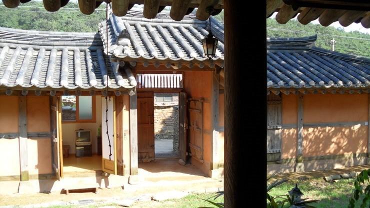 מלון Goseong Choi Pilgan'S Old House מראה חיצוני תמונה